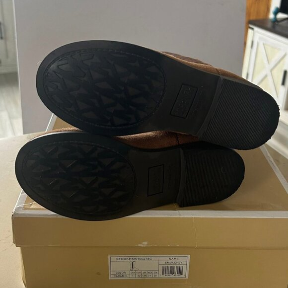 Michael Kors Girls boots Size 1 - Picture 4 of 5